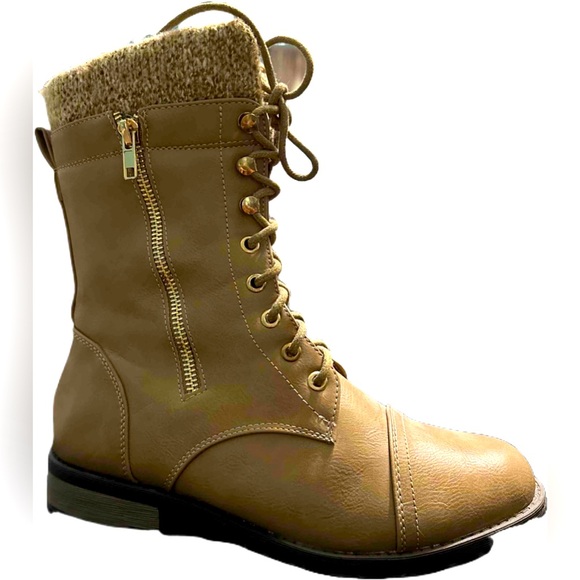 Forever Link Women's Size 8.5 Light Brown Quilted Zipper Accent Riding Boots - Picture 3 of 8